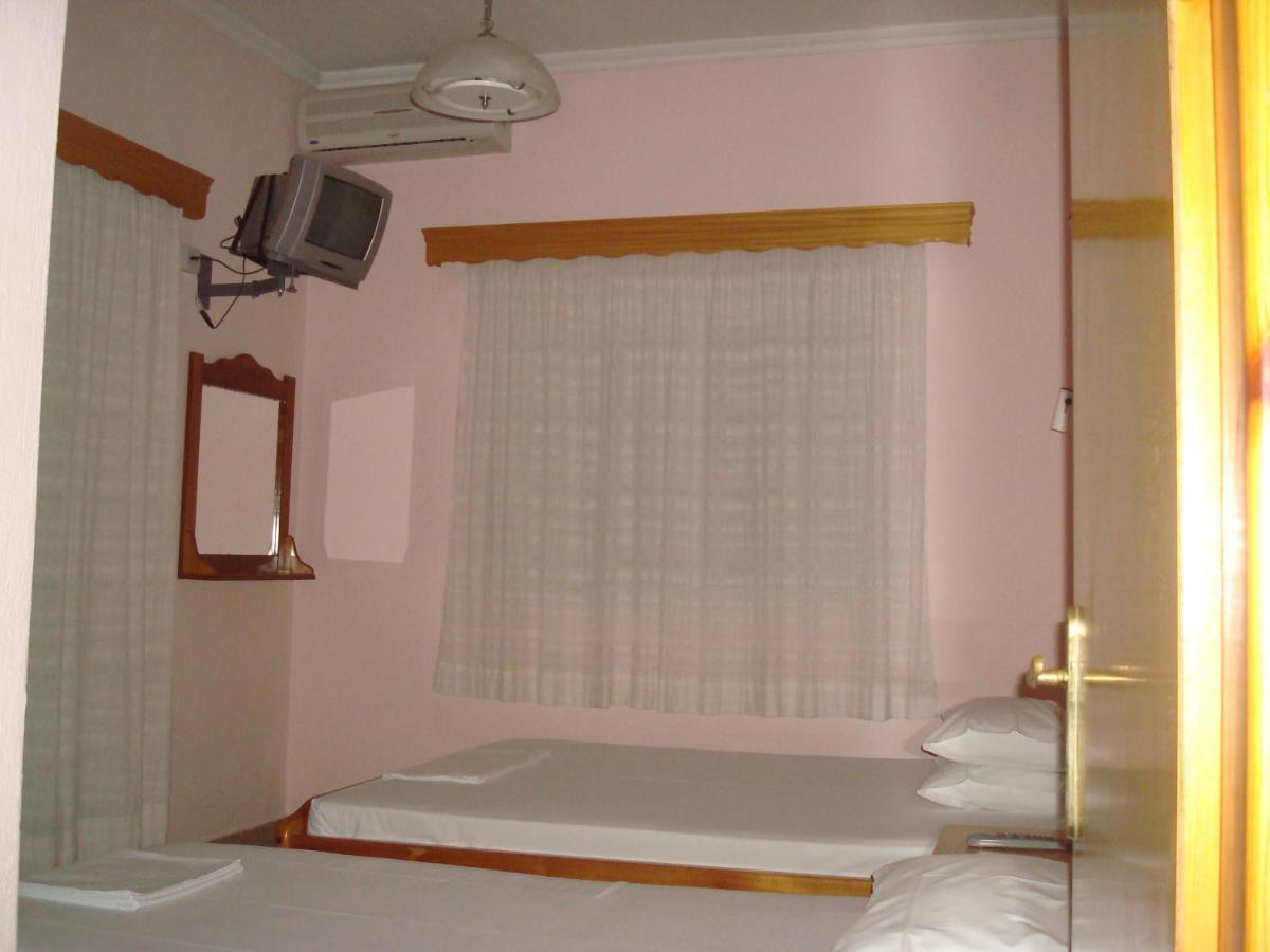 Hotel Filoxenia เนปอรอย ภายนอก รูปภาพ